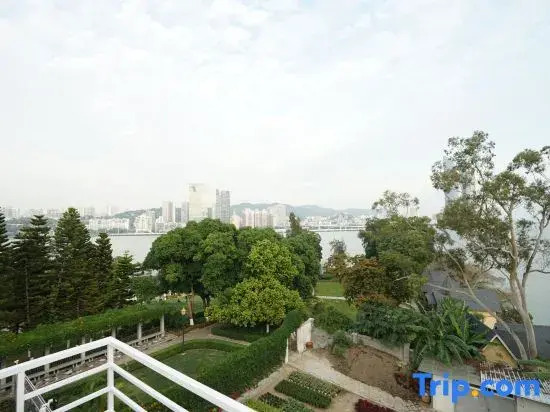Gulangyu Tingtao Xiaozhu Seaview Hotel (Piano Wharf Yueyueyuan Branch)