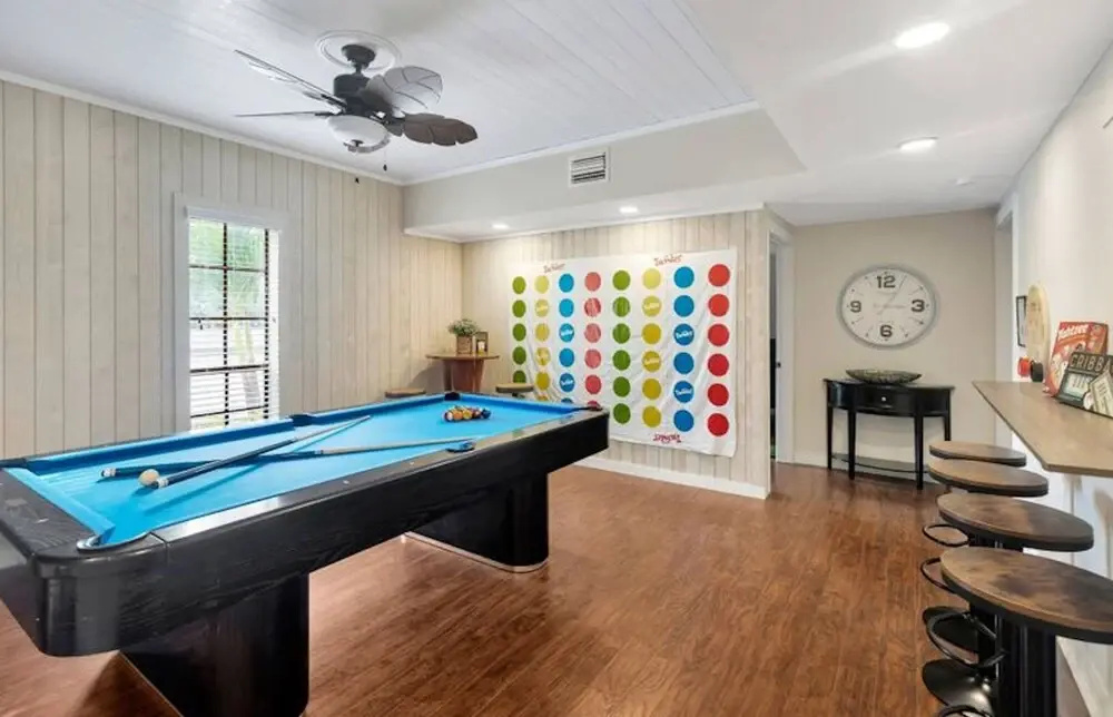 Huge 8BR wHTD Pool Ensuites Games Near Beach