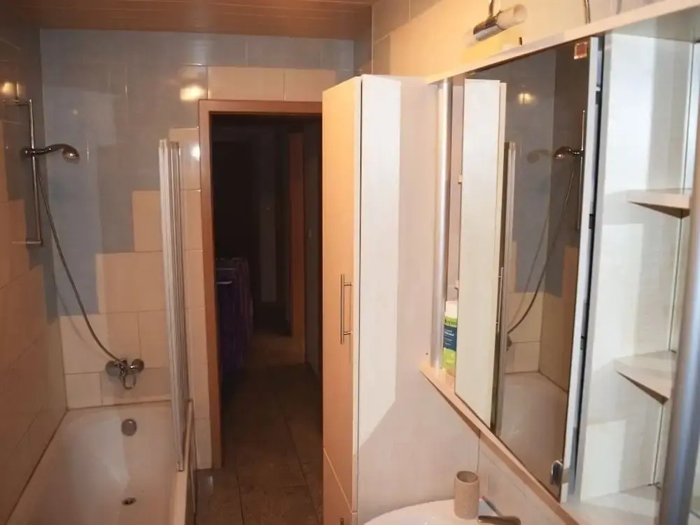 AB Apartment 98