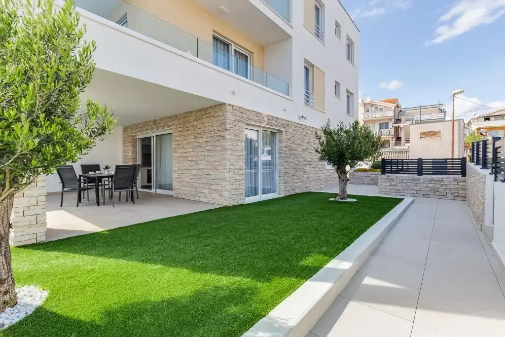 Apartments Corcovado with Heated Pool