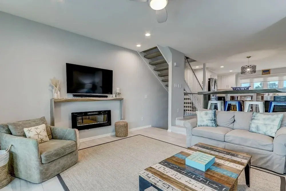 Spacious Beachfront 3BR in Amelia Island Sandpiper Loop