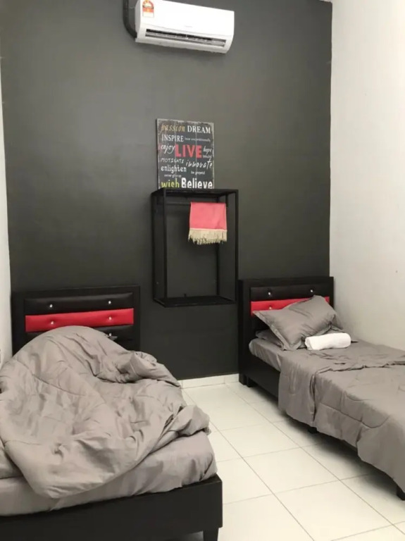 OYO Home 90360 Homestay Bandar Putra 3