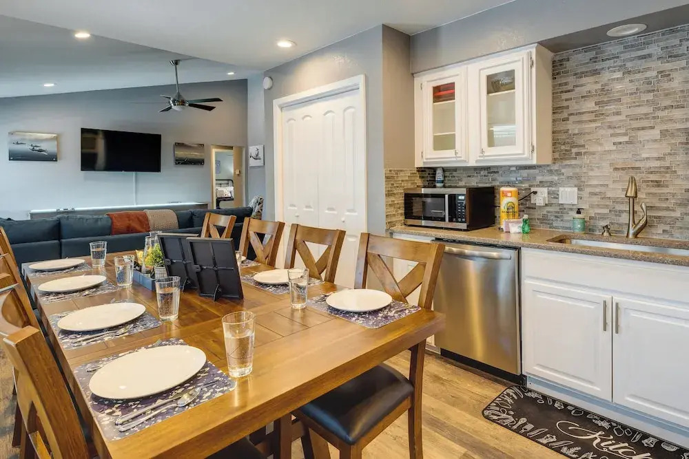 San Antonio Home w/ Private Hot Tub: Pet Friendly!