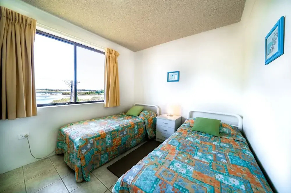 Sunlake Unit 9