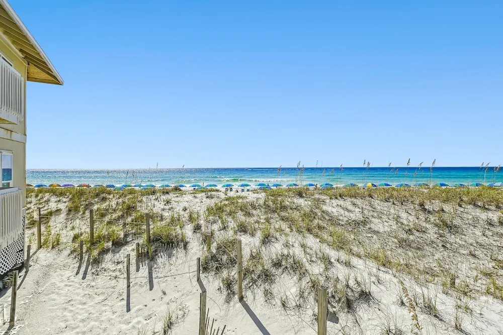Sandpiper Cove 1129 2 Bedroom Condo by RedAwning