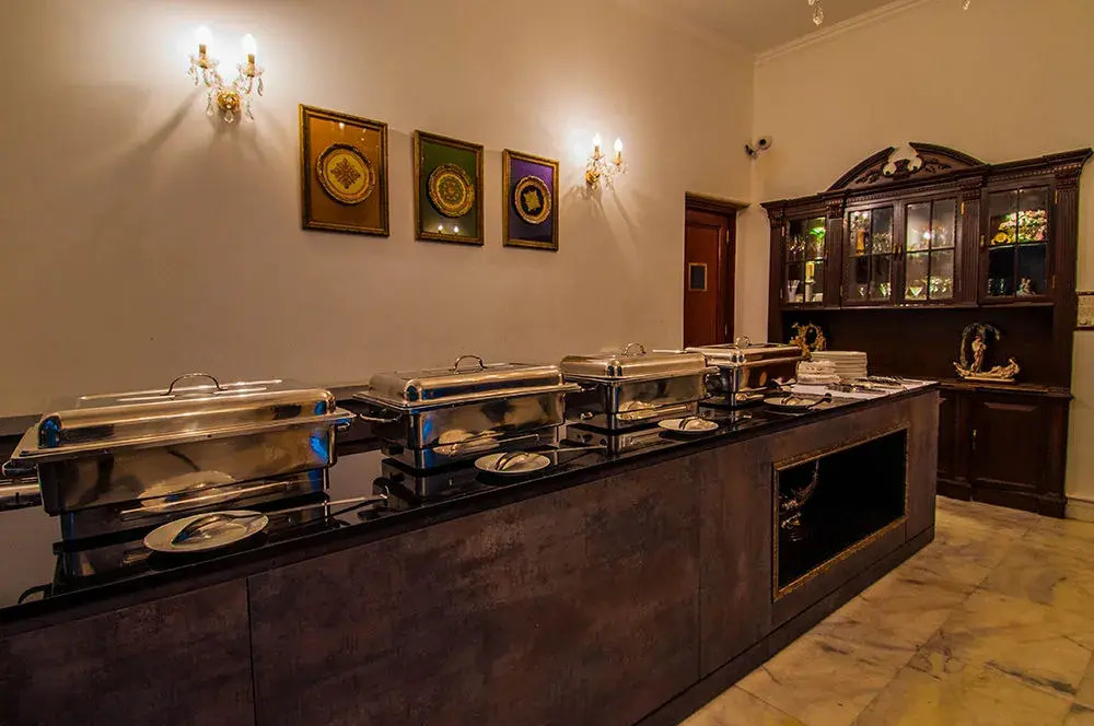 Hotel Africa Avenue Anand Lok