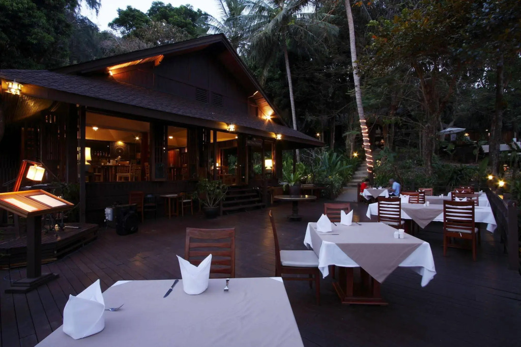 Baan Krating Phuket Resort
