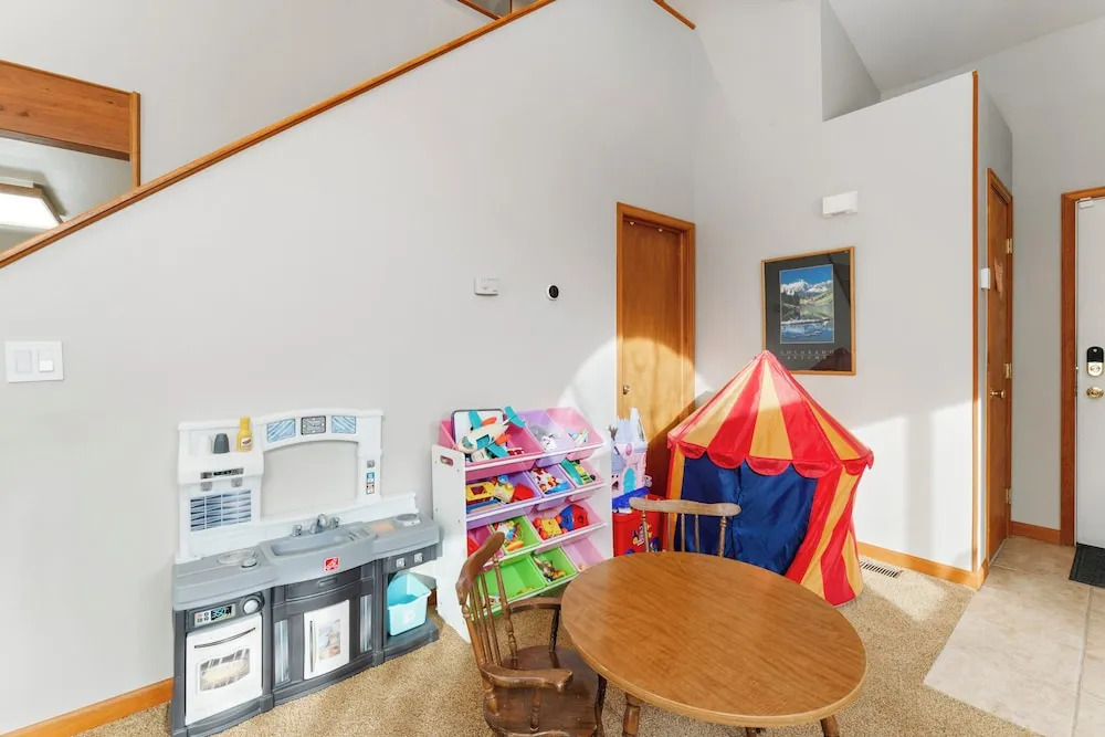 Stand-alone Mountain Home, Private Hot Tub and Deck, Mountain Views #34 by Summit County Mountain Retreats