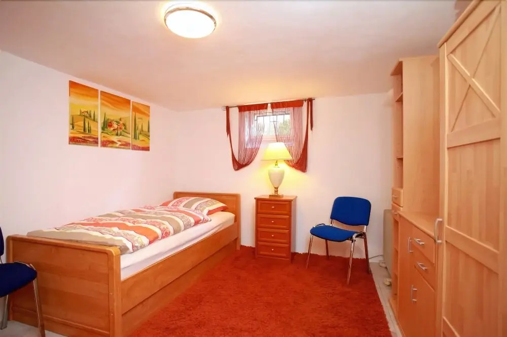 Private Apartment Fliederstraße
