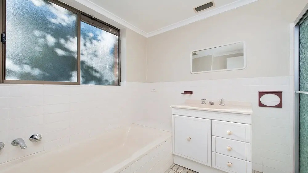 Misthaven, Unit 1/12 Mistral Close