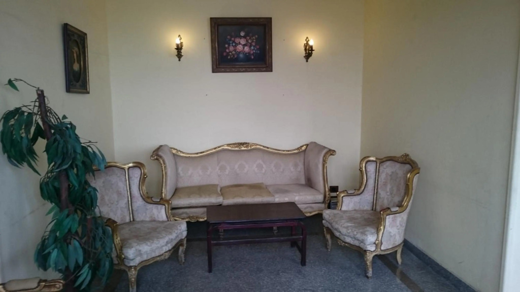 Cleopatra Family Residents مصريين فقط EGYPTIANS ONLY