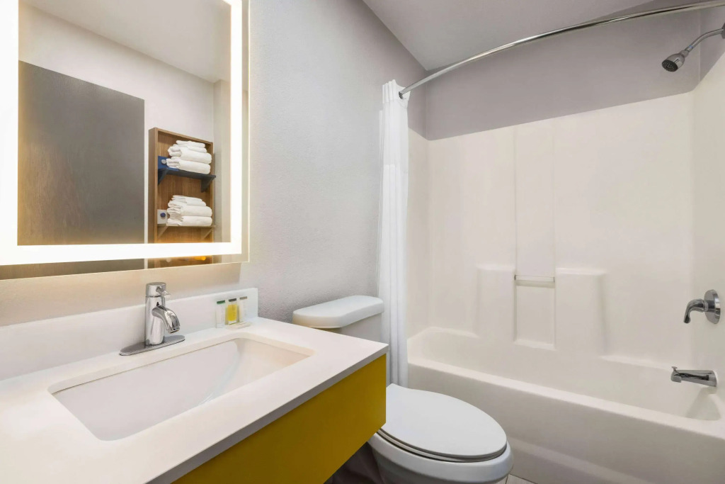 Microtel Inn & Suites by Wyndham New Ulm