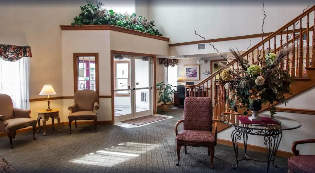 Comfort Inn & Suites Geneva- West Chicago
