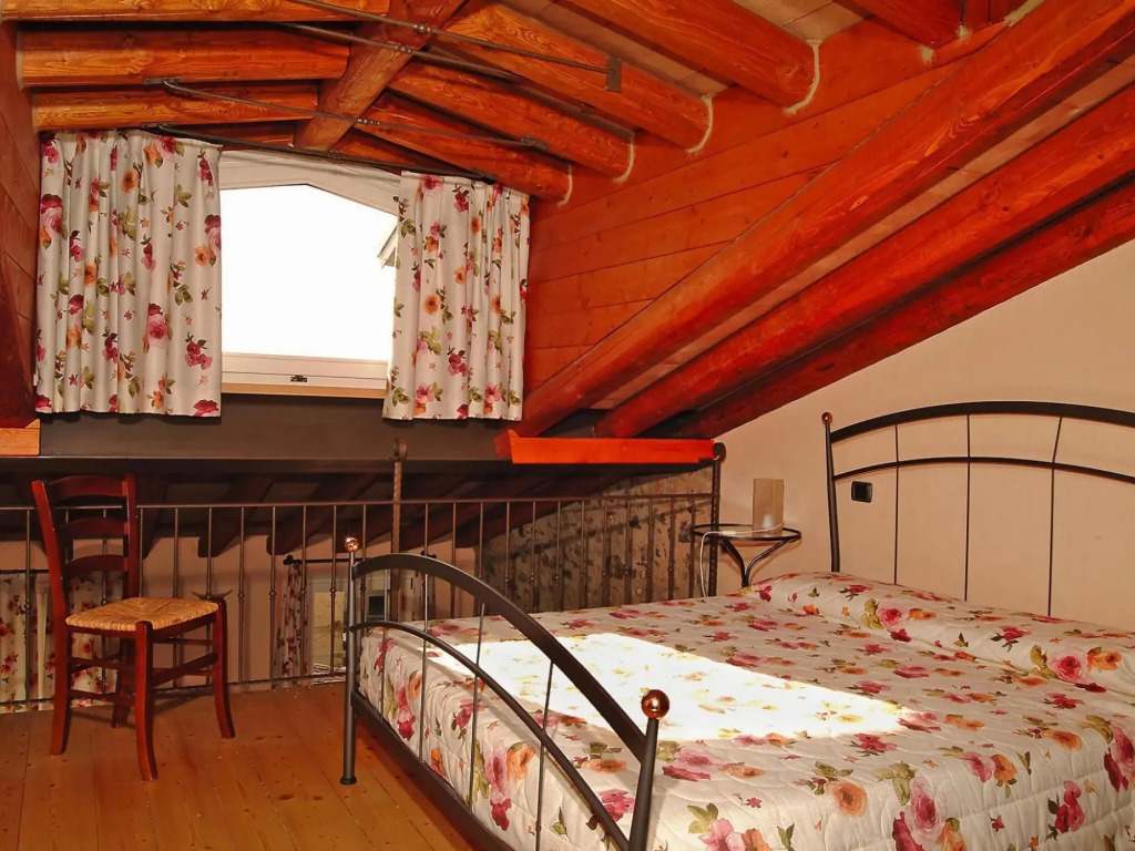 Holiday Home In Toscolano With Parking Space