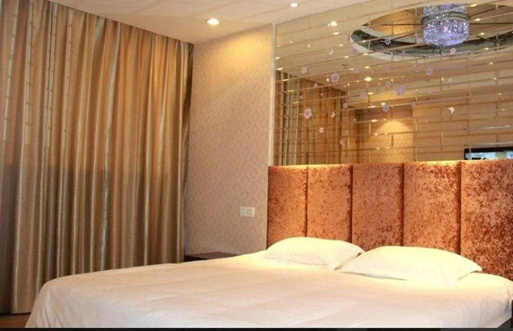 Gaochun Xiajianang Xinggong Hotel