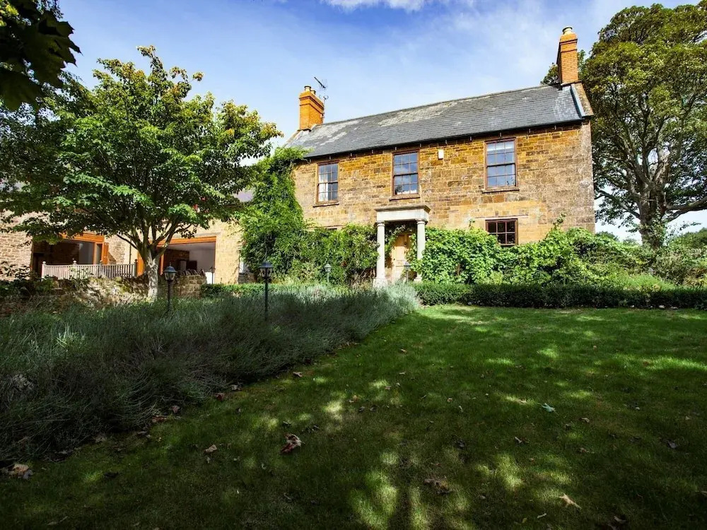 Water Bridge Farmhouse