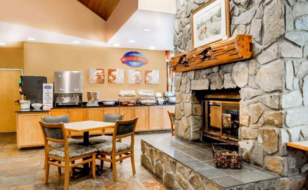 Holiday Inn - Boone - University Area by IHG