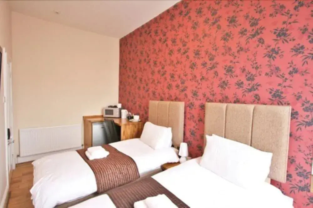 Central Studios Gloucester Place by Roomsbooked