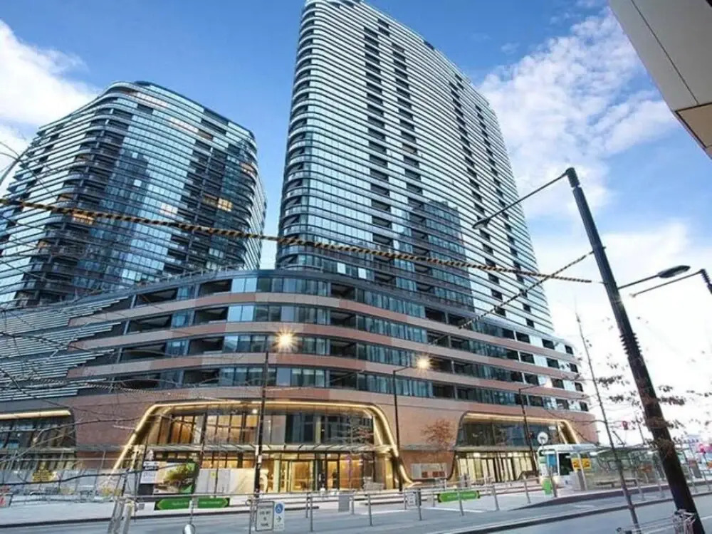 Southbank Platinum Apartments-2005