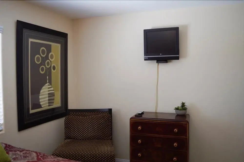 Rex And Sandra Springer 3 Bedroom Condo