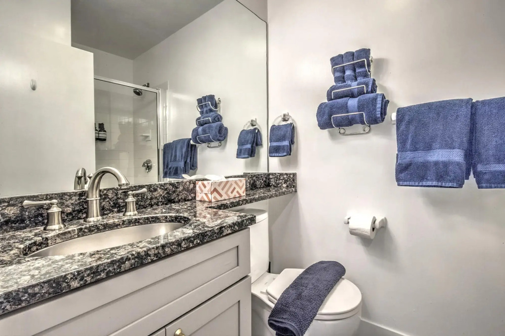Great Value Studio in South End!
