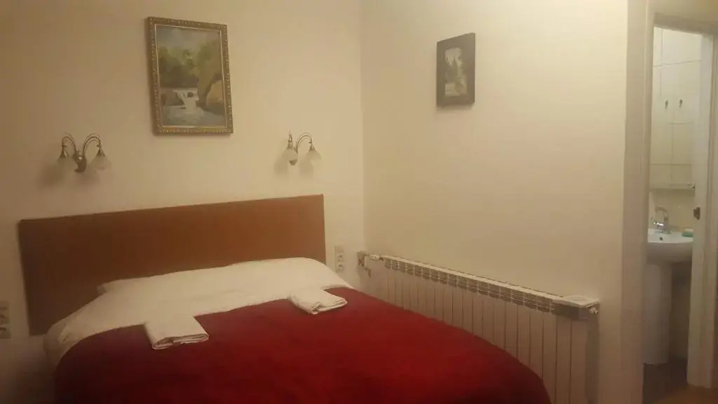 Room in An Old House