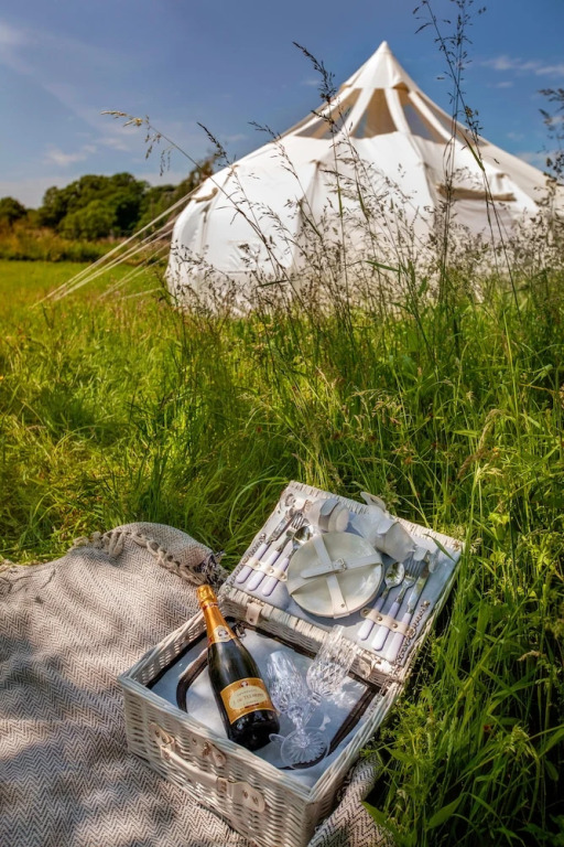 Stunning 1-bed Star Gazing Bell Tent Loughborough
