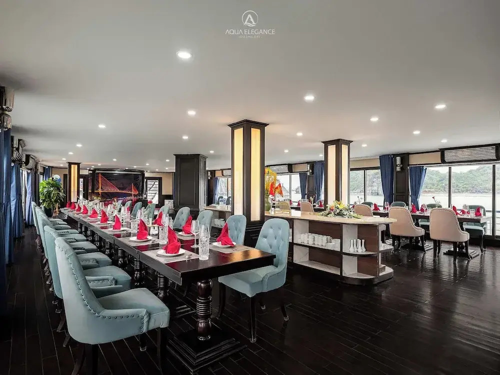 Aqua Elegance Cruise