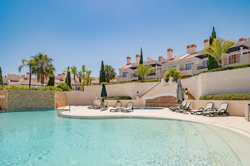 Luxury Townhouse in Palmyra Vila Sol Resort By Ideal Homes Near Vilamoura