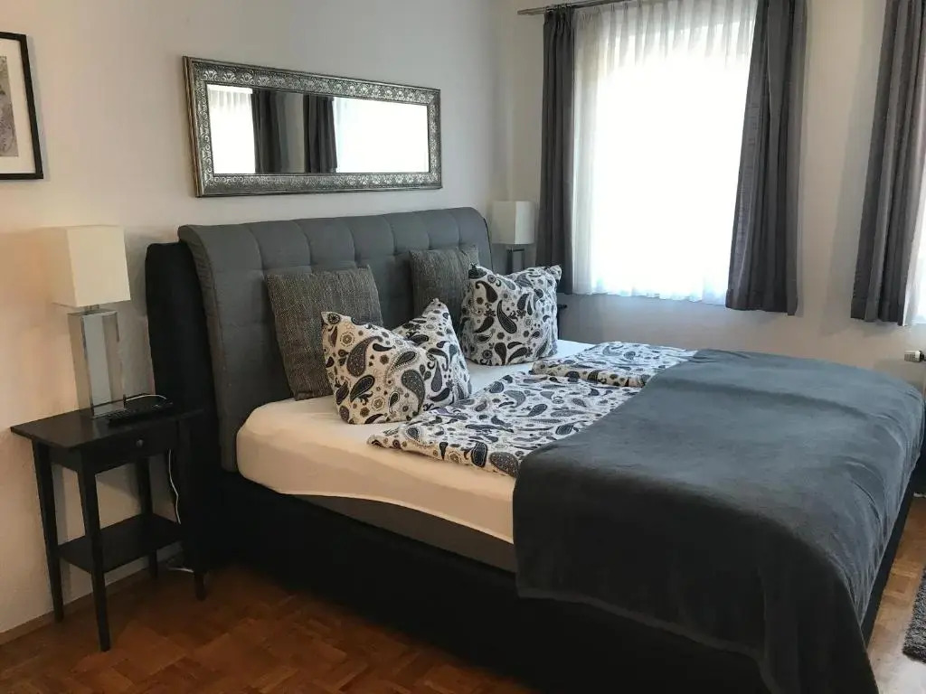 Apartmenthaus Zentrum Komfort Apartments mit Miniküchen verschiedener Größen