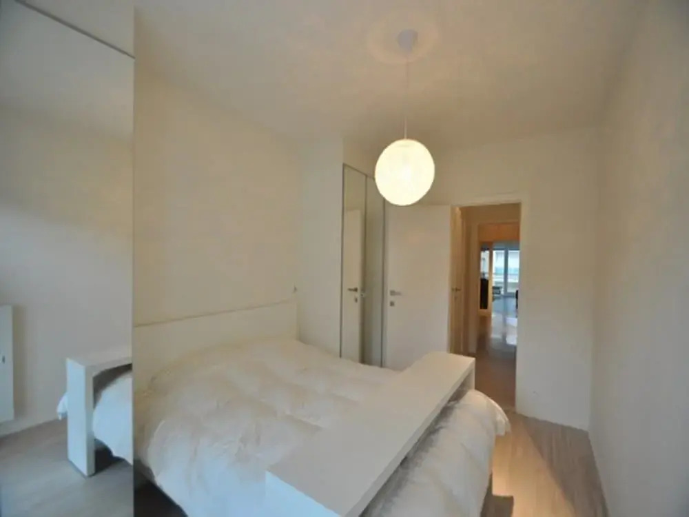 Modern 5th Floor Apartment