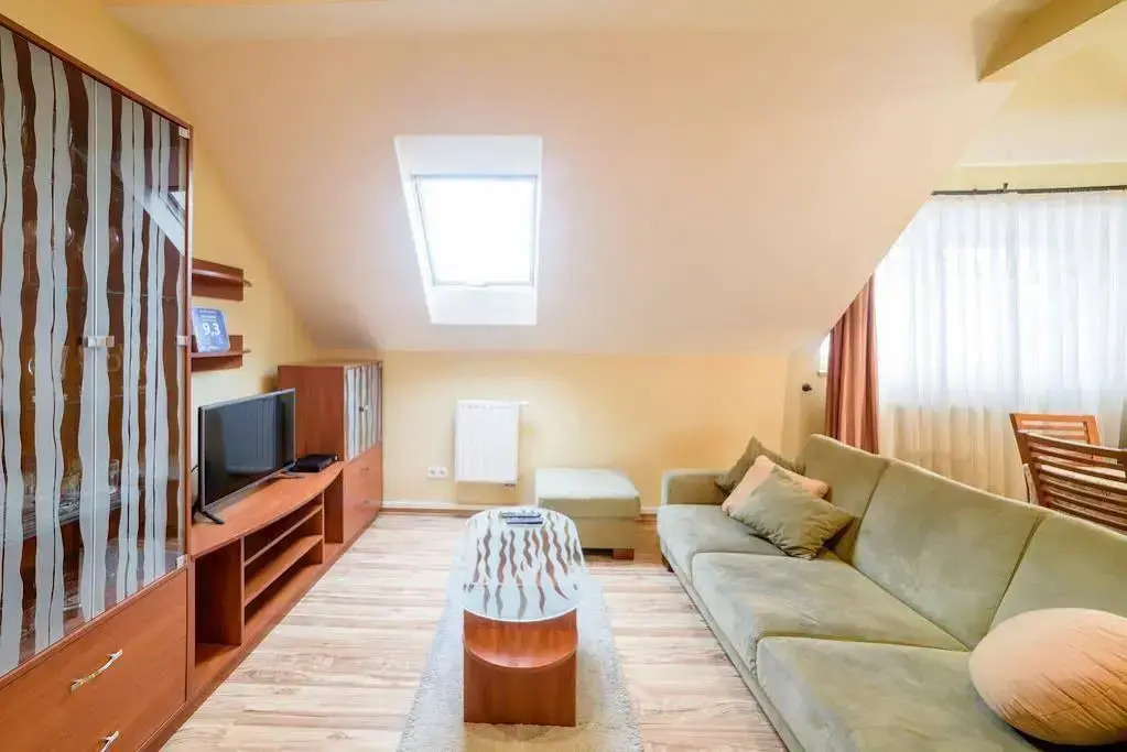 Park Apartment