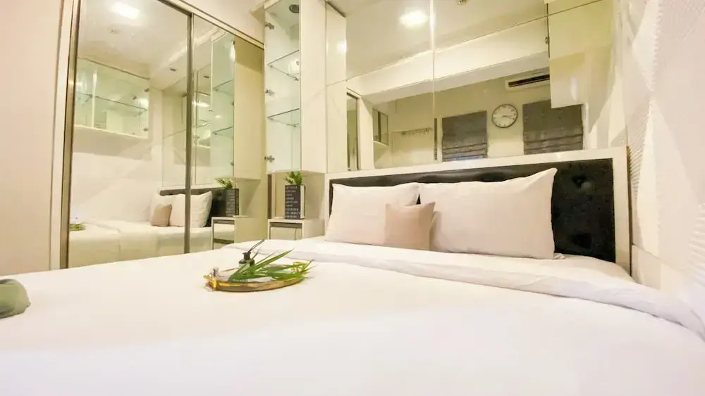 Good And Homey 1Br Apartment Mt Haryono Residence