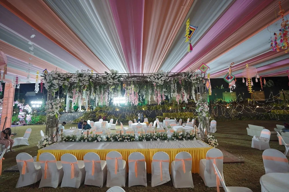 Bindiga Peak Resorts