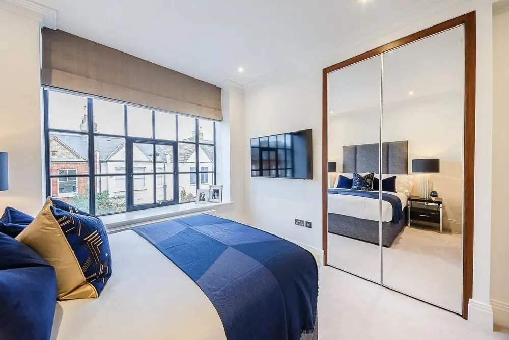 2 Bed Apartment 1st Floor- Gated Riverside Luxury