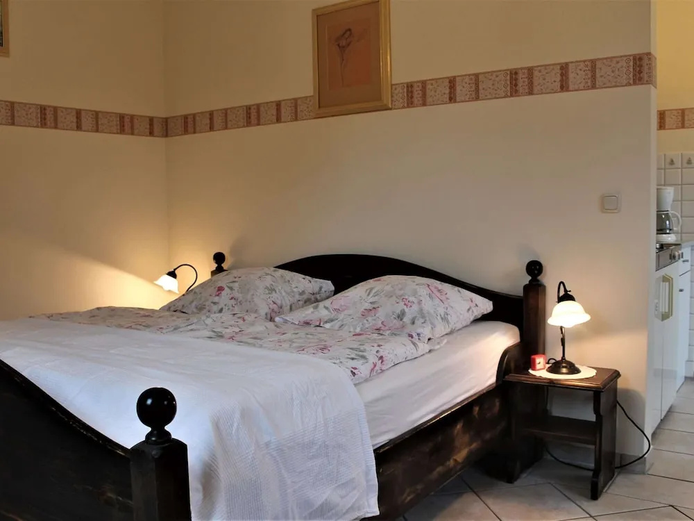 Geraumige Ferienwohnung in Boltenhagen mit Garten