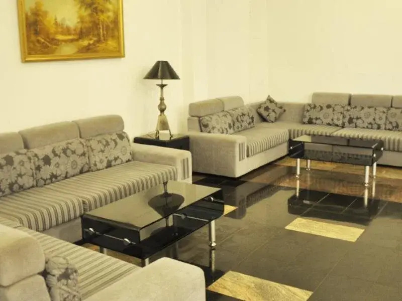 Peradeniya Rest House