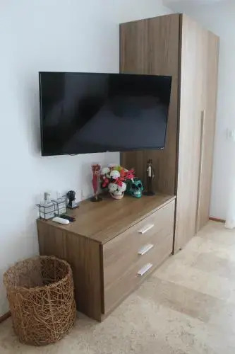 Hermoso y Nuevo Estudio cerca de 5ta Av y Playa
