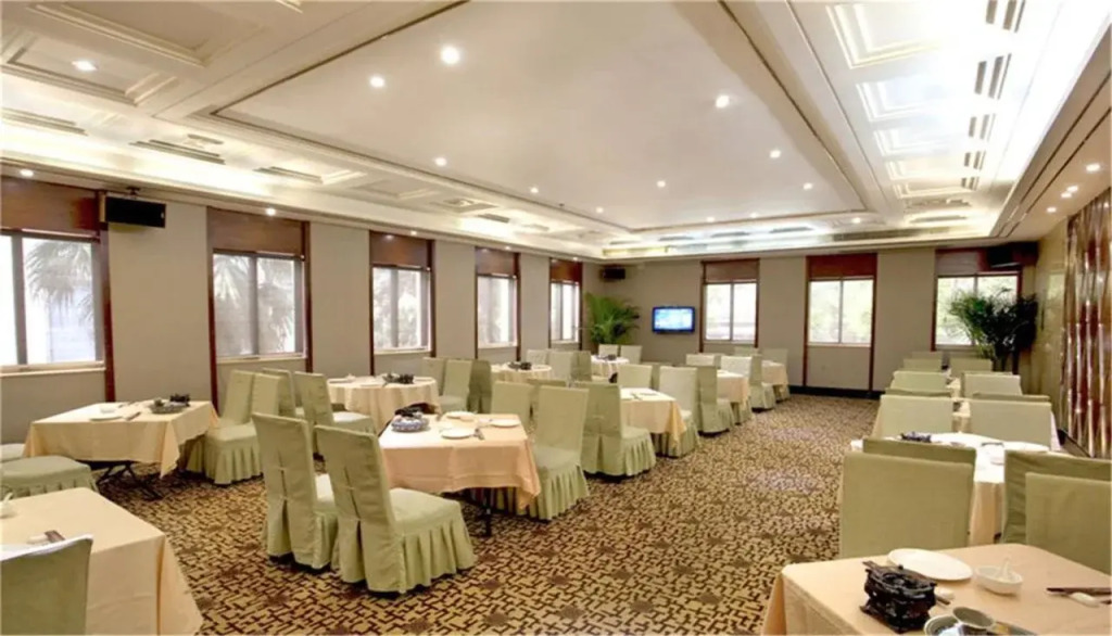 Carrianna Hotel
