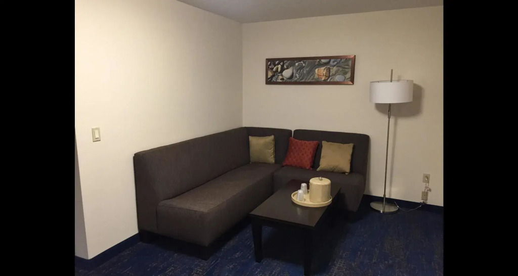 Best Western Plus Portland Airport Hotel & Suites