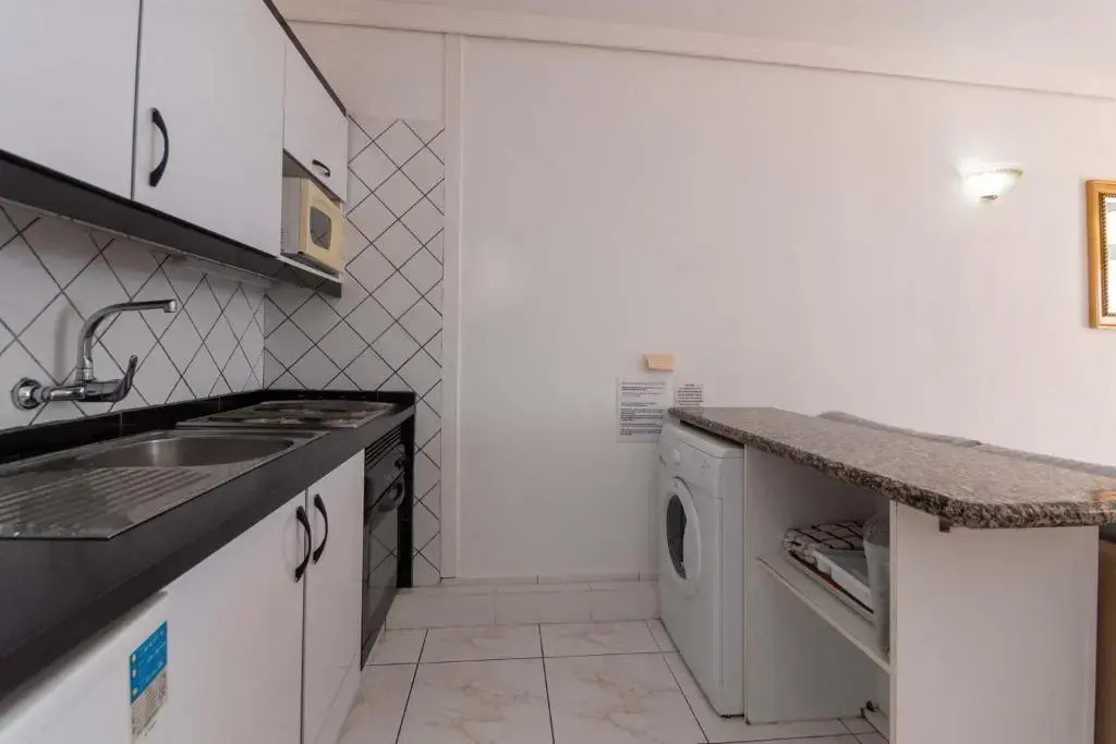Azahara Playa 45 - One Bed