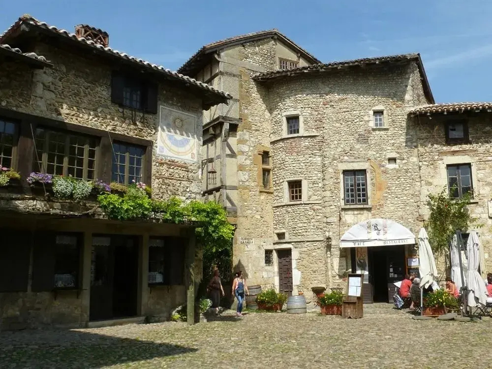 Hostellerie du Vieux Pérouges
