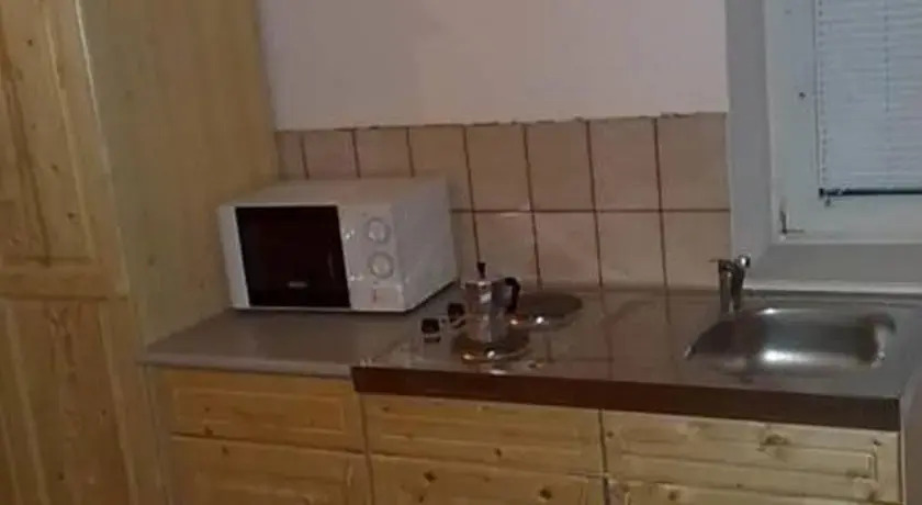 Edit Vendégház