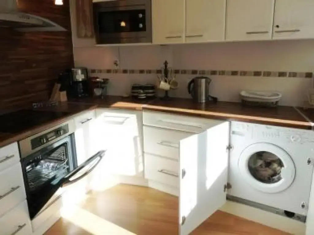 Beautifully decorated two bedroom apartment in the heart of Cannes five minutes walk from Palais 409
