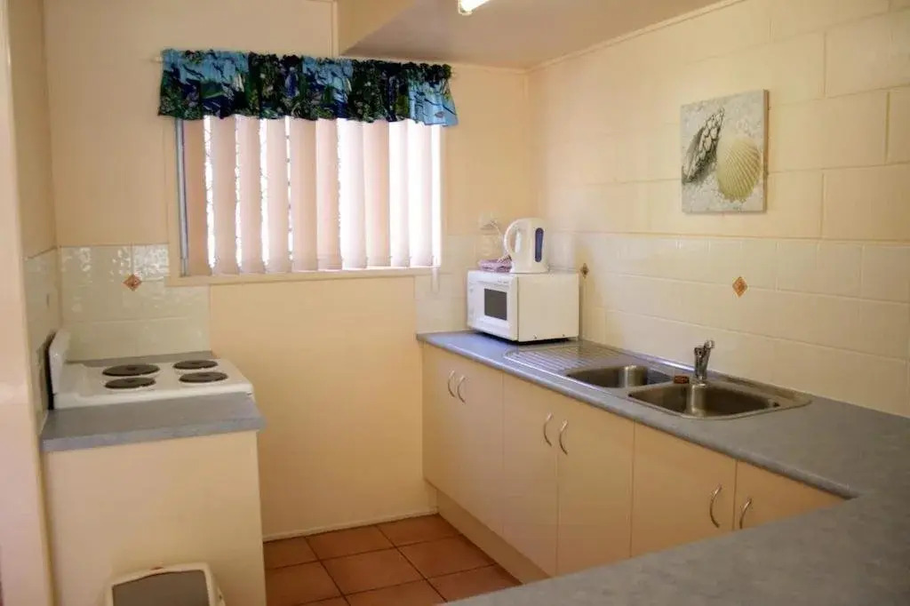 Pippies Beachhouse Backpackers