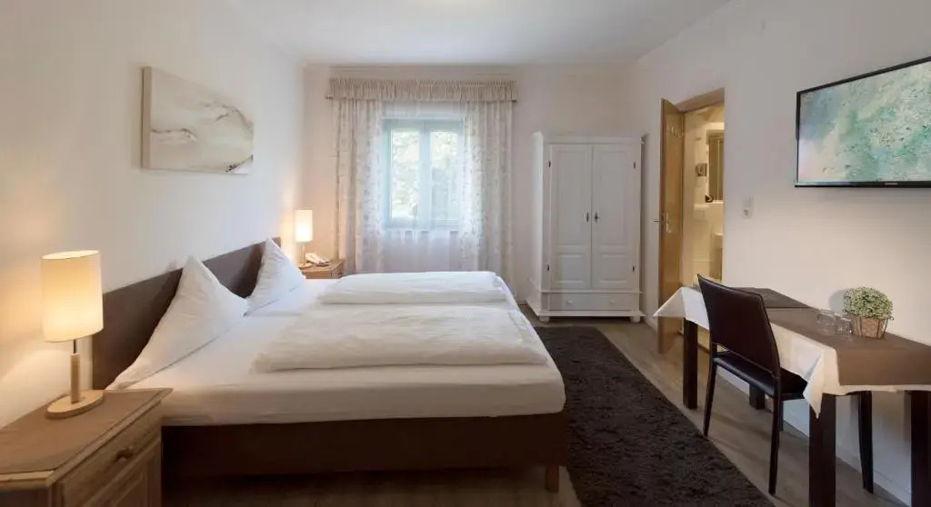 Gasthof Badl - Bed & Breakfast