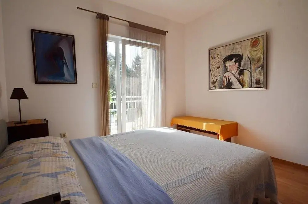 Apartments Frane