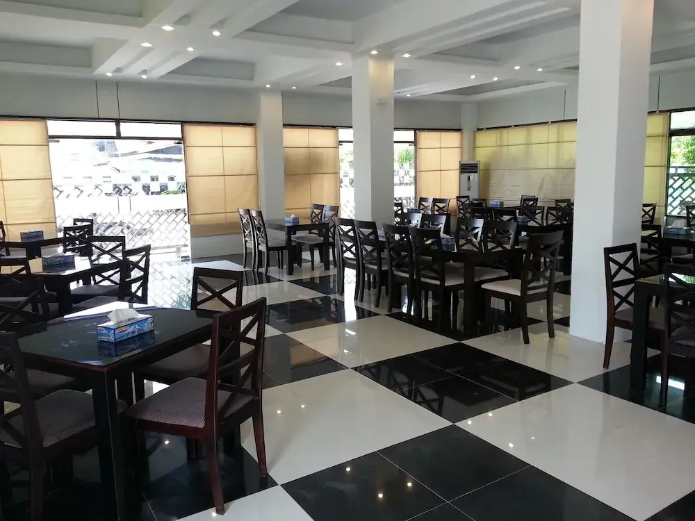 Hotel Platinum Tamwe