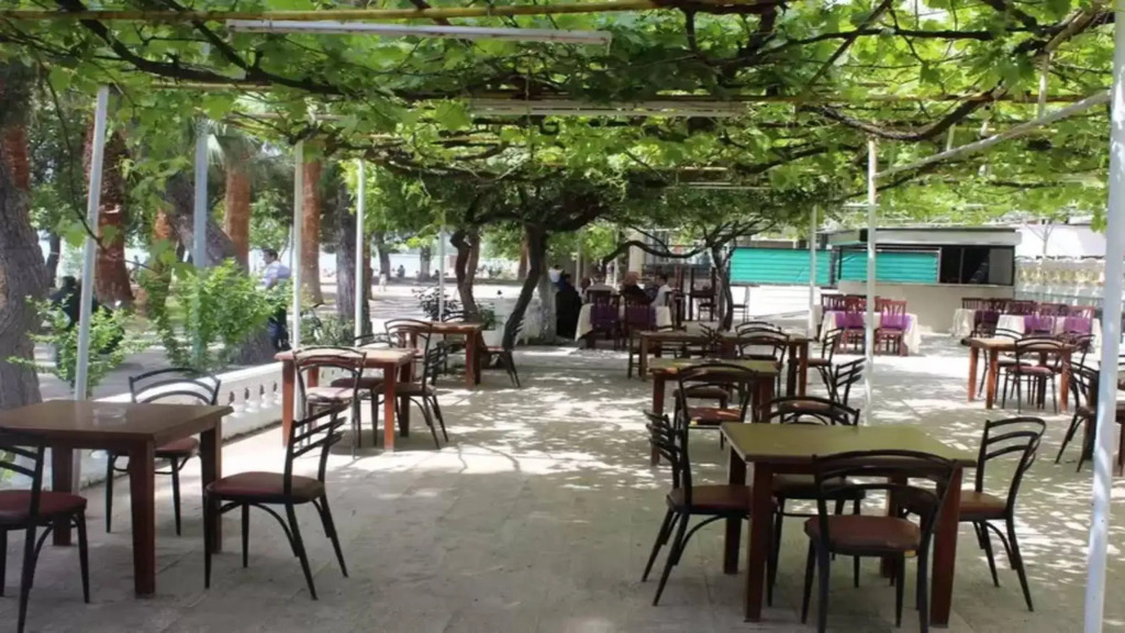 Tuana Hotel