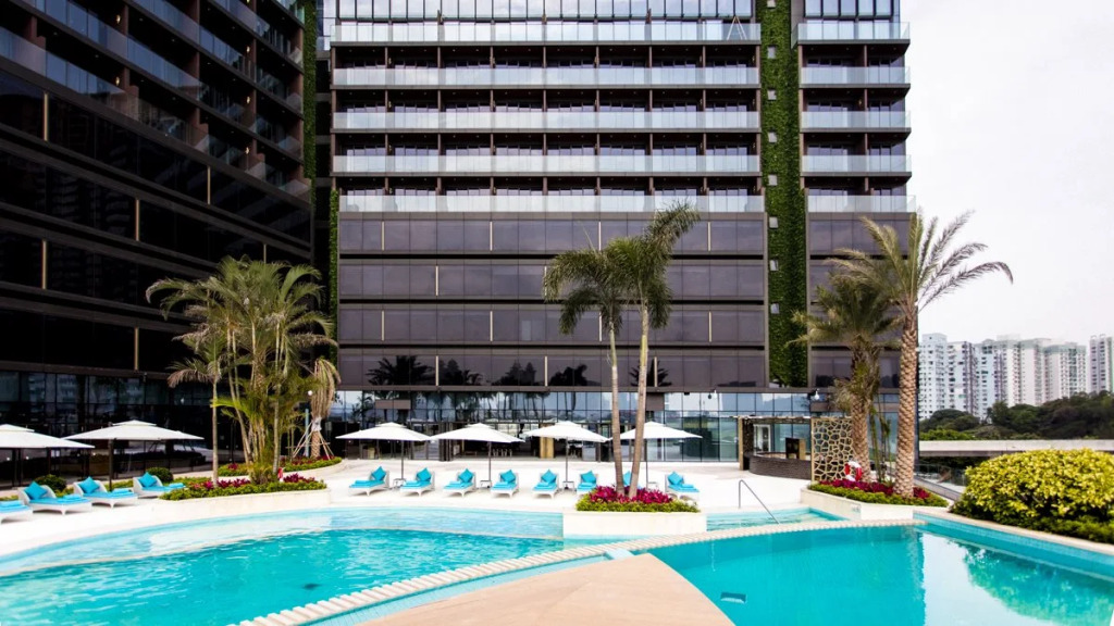 YOHO Hollywood Roosevelt Hotel